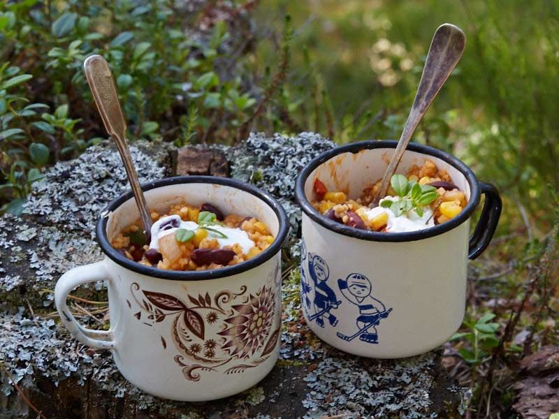 6 Best High-Protein Snacks for Hikers, Lifters, and Busy Parents